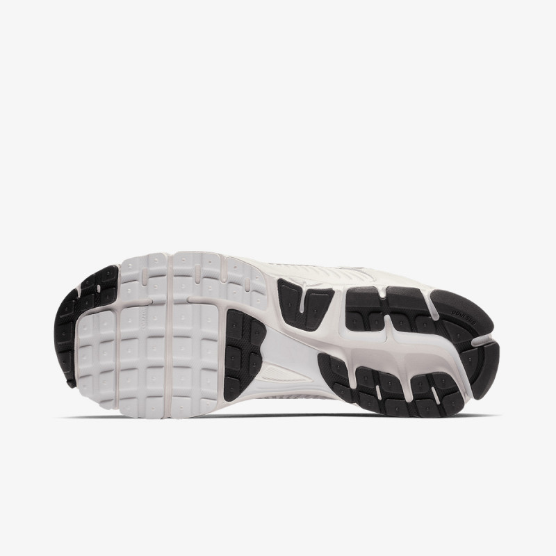 NIKE Patike Zoom Vomero 5 