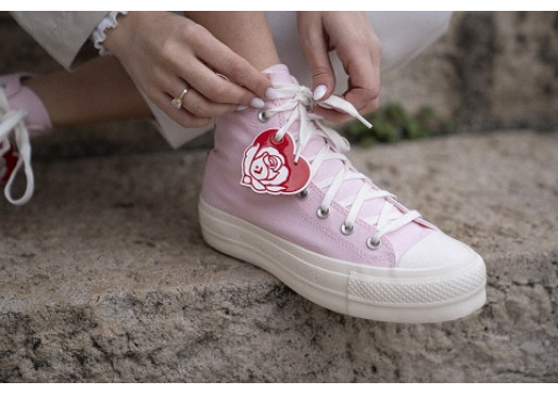 Moderni Twist s Chuck Taylor All Star Lift patikama